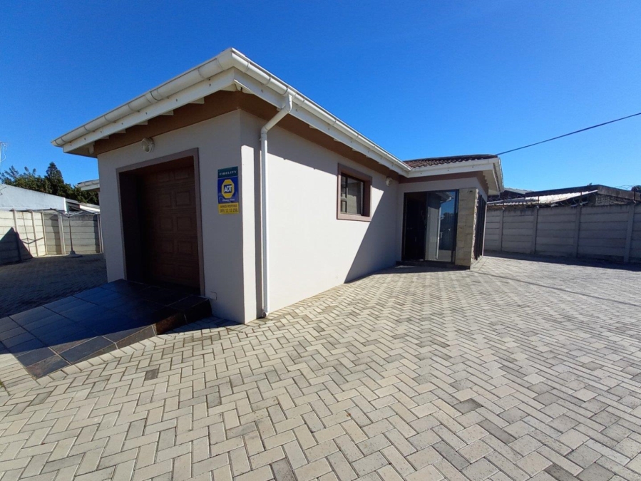 2 Bedroom Property for Sale in Humansdorp Eastern Cape